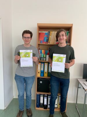 Unsere beiden Preisträger im Jugendwettbewerb Informatik 2021