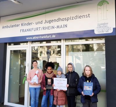 Spendenübergabe an den Ambulanten Kinder- und Jugendhospizdienst Frankfurt